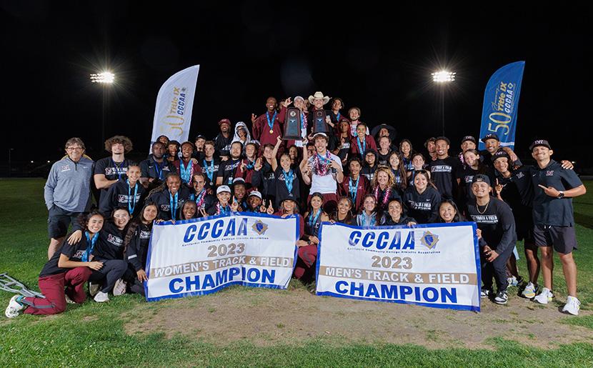 Mt. San Antonio College men's and women's track and field teams. (Photo by Chris Mora, CCCAA)
